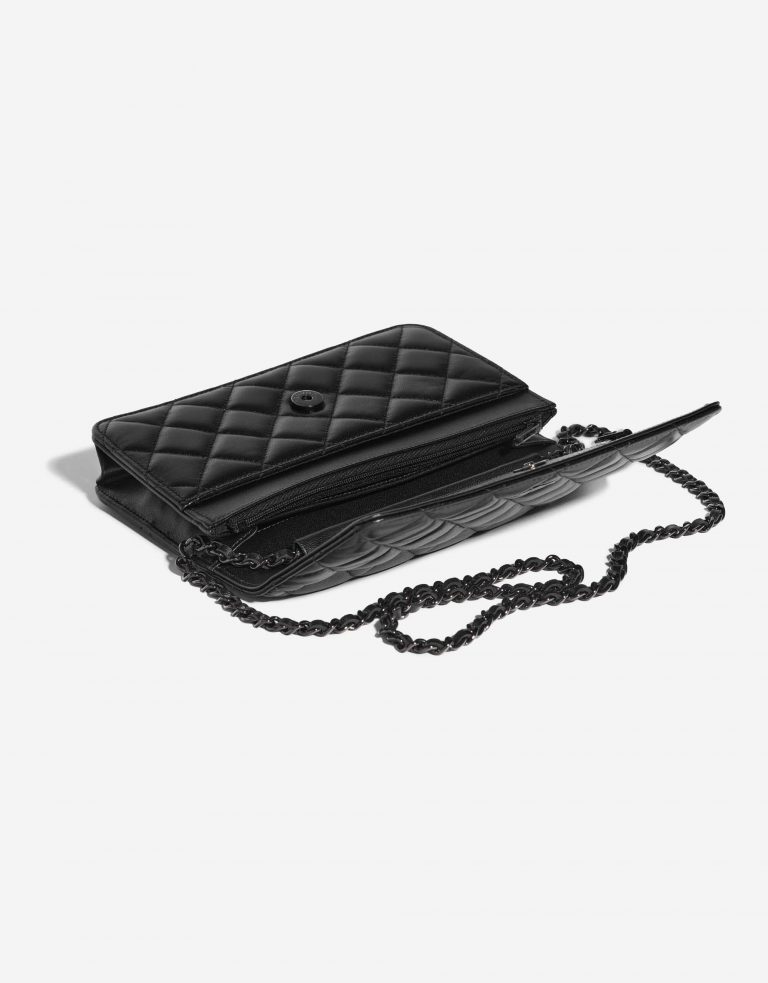 Pre-owned Chanel bag WOC Lamb So Black Black Inside | Sell your designer bag on Saclab.com