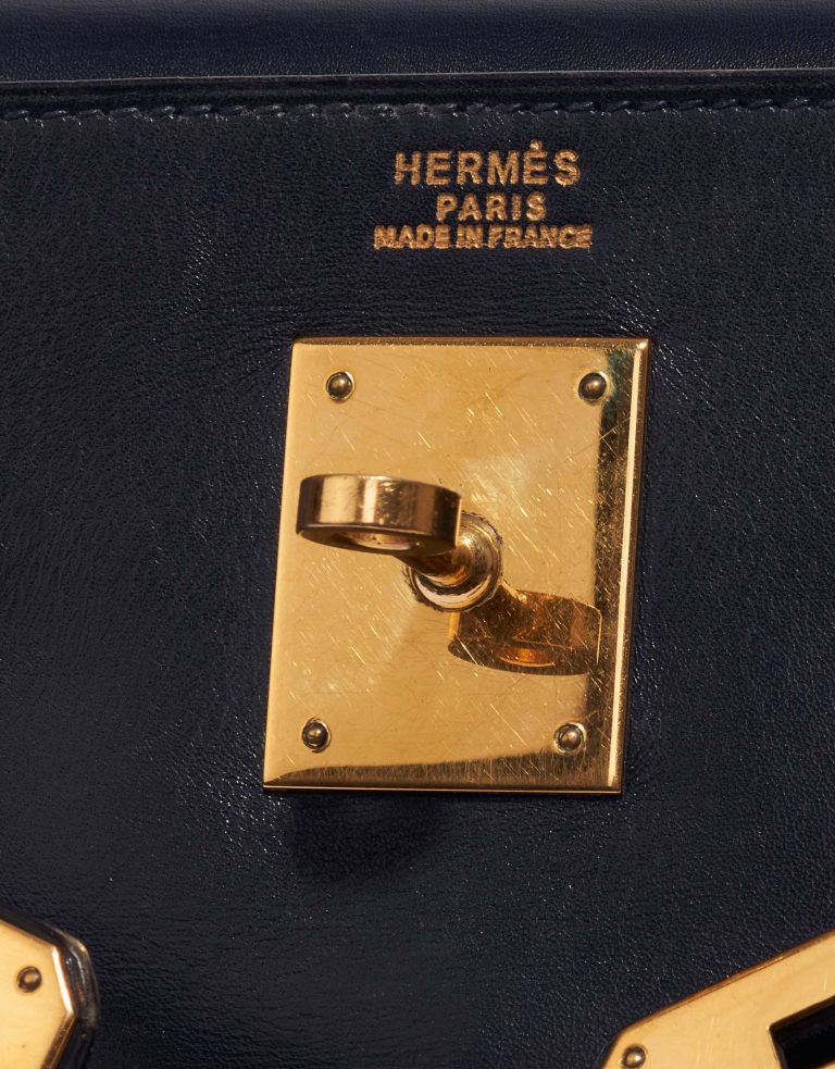 Pre-owned Hermès bag Kelly 32 Box Bleu Marine Blue Logo | Sell your designer bag on Saclab.com