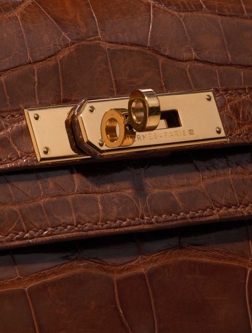 Pre-owned Hermès bag Kelly 35 Alligator Noisette Brown Closing System | Sell your designer bag on Saclab.com