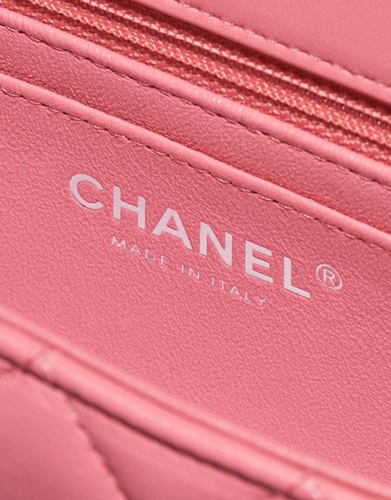 Pre-owned Chanel bag Timeless Mini Rectangular Lamb Hot Pink Pink, Rose Logo | Sell your designer bag on Saclab.com