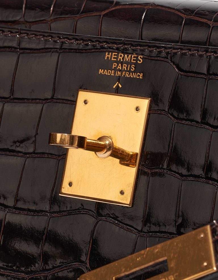 Pre-owned Hermès bag Kelly 32 Porosus Crocodile Dark Brown Brown Logo | Sell your designer bag on Saclab.com