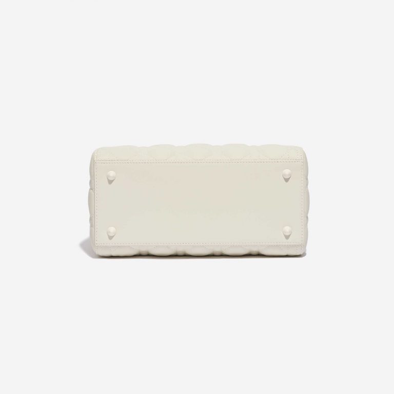 Pre-owned Dior bag Lady Medium Lamb Cream Beige Bottom | Sell your designer bag on Saclab.com
