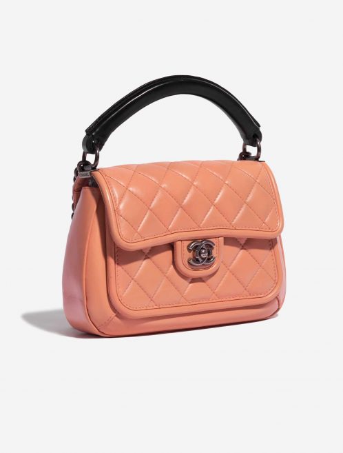 Pre-owned Chanel bag Timeless Handle Medium Lamb Beige Beige, Rose Side Front | Sell your designer bag on Saclab.com