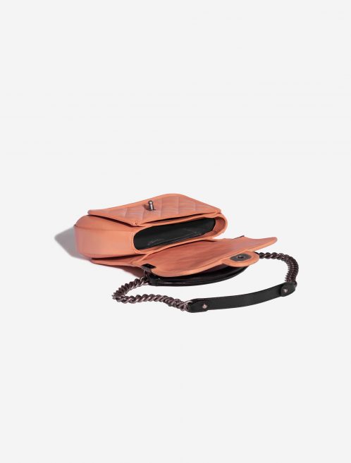 Pre-owned Chanel bag Timeless Handle Medium Lamb Beige Beige, Rose Inside | Sell your designer bag on Saclab.com