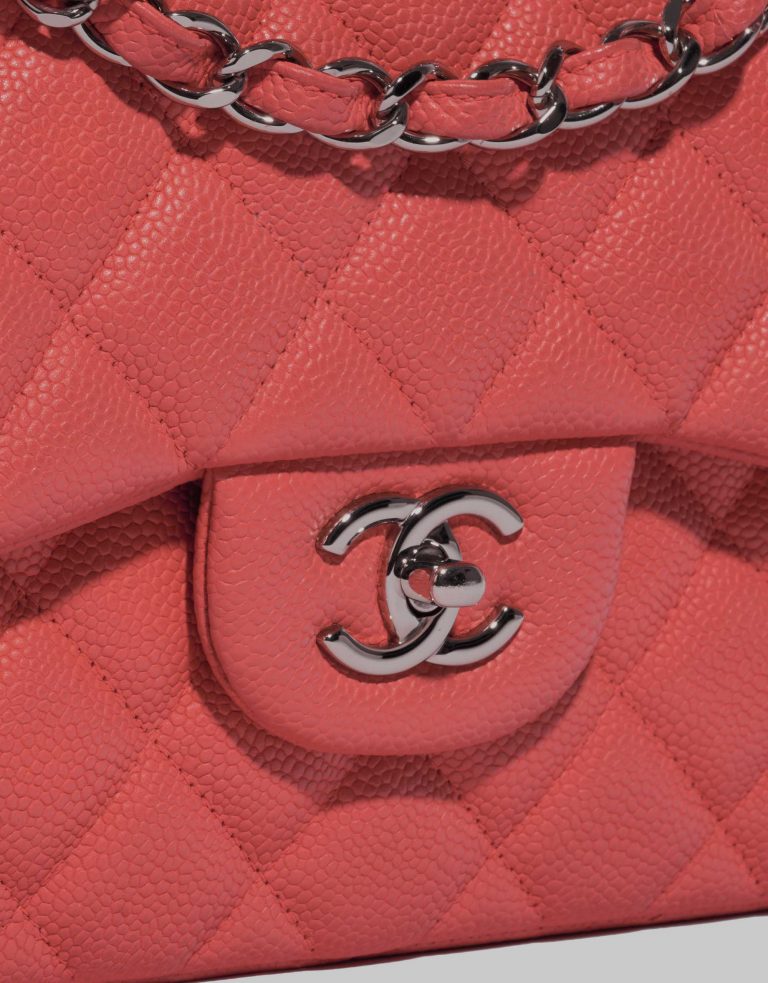 Pre-owned Chanel bag Timeless Jumbo Caviar Coral Pink Front | Sell your designer bag on Saclab.com