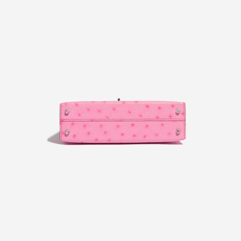 Pre-owned Hermès bag Hermes Kelly Mini 5P Bubblegum Ostrich Pink Bottom | Sell your designer bag on Saclab.com