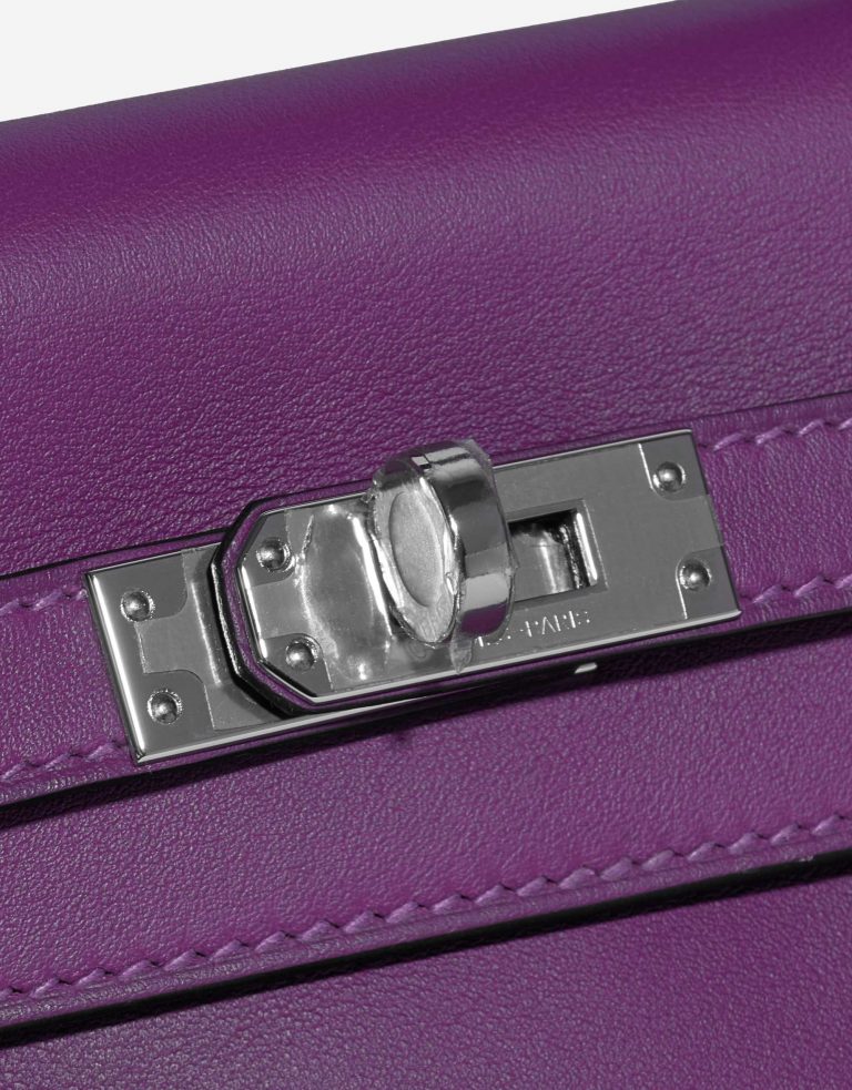 Pre-owned Hermès bag Kelly 25 Swift Anemone Violet Front | Sell your designer bag on Saclab.com