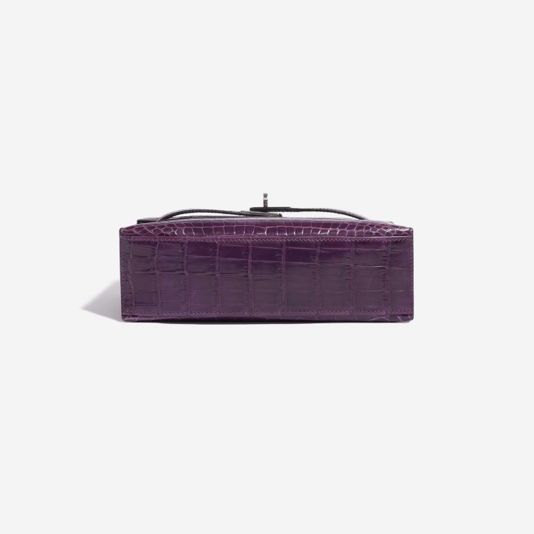 Pre-owned Hermès bag Kelly Pochette Alligator Amethyst Violet Bottom | Sell your designer bag on Saclab.com