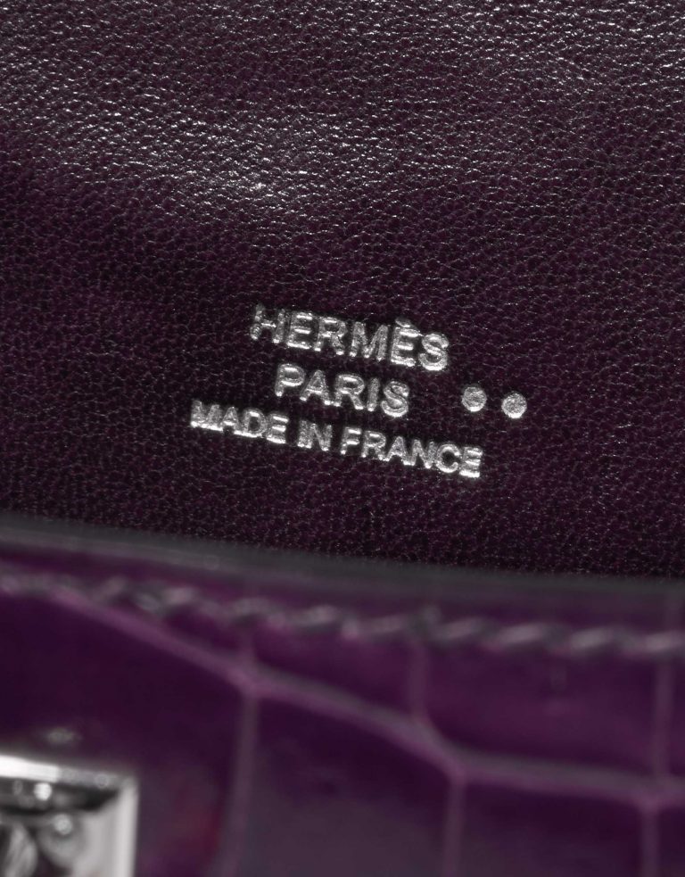 Pre-owned Hermès bag Kelly Pochette Alligator Amethyst Violet Logo | Sell your designer bag on Saclab.com