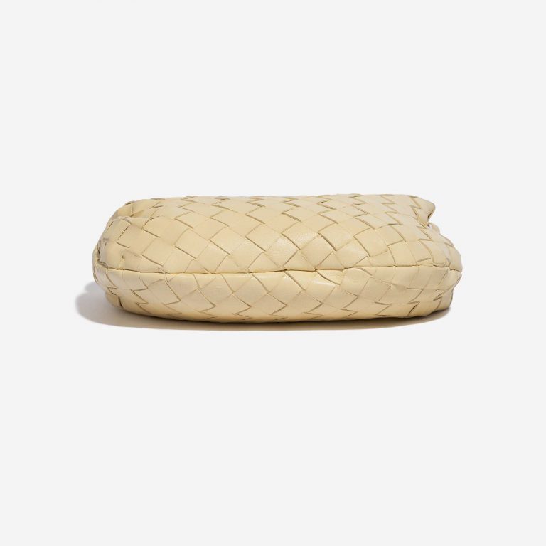 Pre-owned Bottega Veneta bag Jodie Mini Lamb Porridge Beige Bottom | Sell your designer bag on Saclab.com