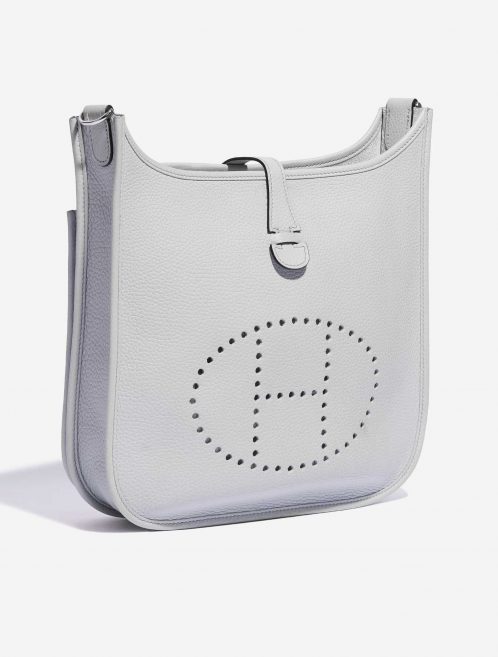 Pre-owned Hermès bag Evelyne 29 Taurillon Clemence Pale Blue Blue Side Front | Sell your designer bag on Saclab.com