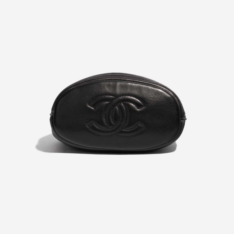 Pre-owned Chanel bag Drawstring Bucket Lamb Black Black Bottom | Sell your designer bag on Saclab.com