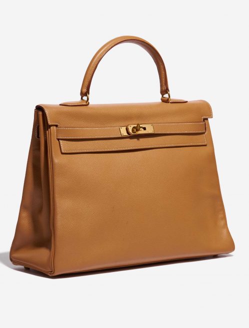 Pre-owned Hermès bag Kelly 35 Epsom Gold Brown Side Front | Sell your designer bag on Saclab.com