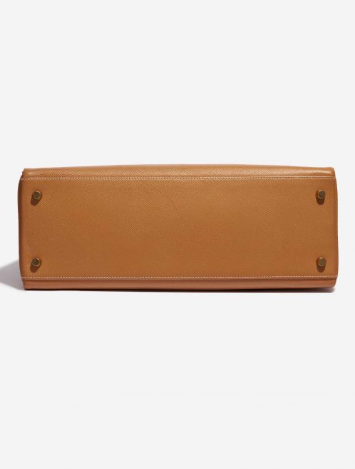 Pre-owned Hermès bag Kelly 35 Epsom Gold Brown Bottom | Sell your designer bag on Saclab.com