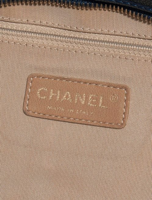 Pre-owned Chanel bag Shopping Tote PST Caviar Dark Blue Blue Logo | Sell your designer bag on Saclab.com