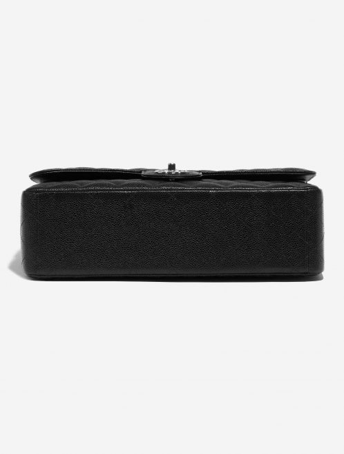 Pre-owned Chanel bag Timeless Maxi Caviar Black Black Bottom | Sell your designer bag on Saclab.com