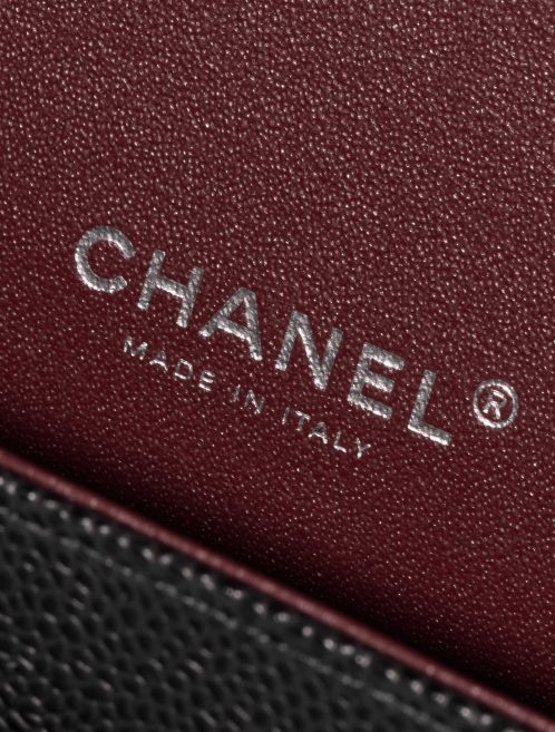 Pre-owned Chanel bag Timeless Maxi Caviar Black Black Logo | Sell your designer bag on Saclab.com