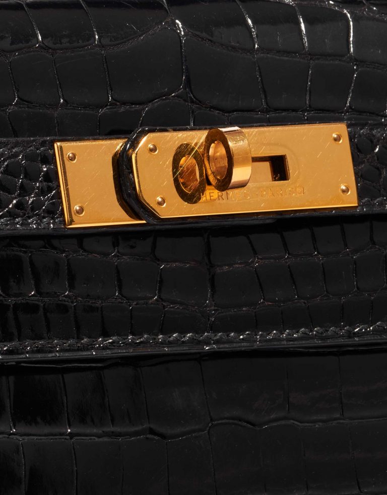 Pre-owned Hermès bag Kelly 32 Porosus Crocodile Black Black Closing System | Sell your designer bag on Saclab.com