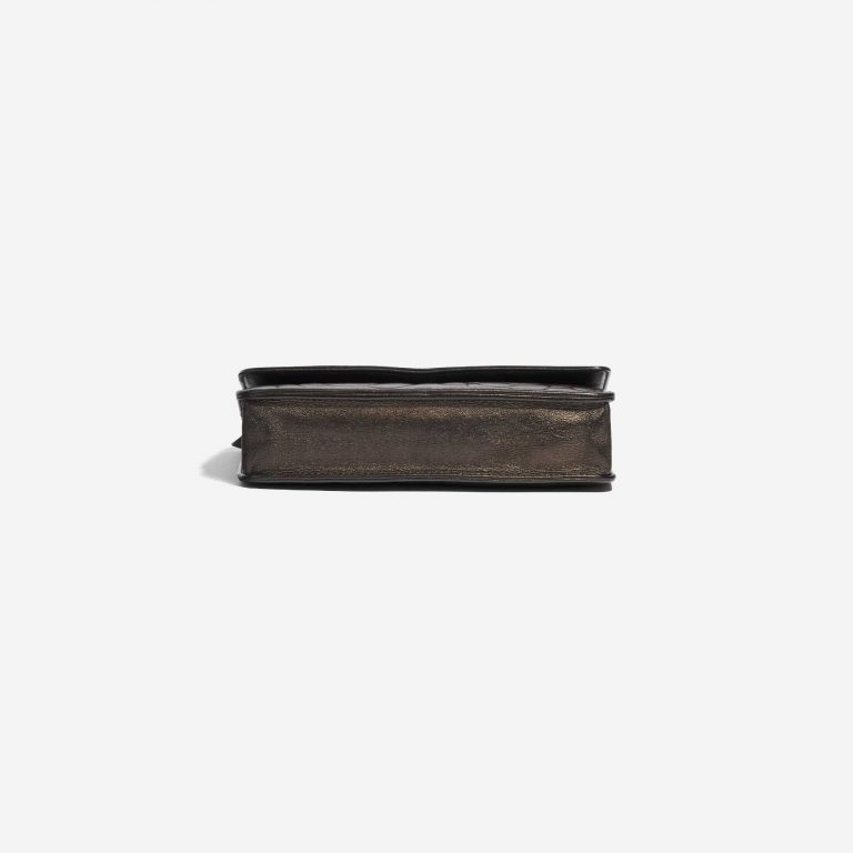 Pre-owned Chanel bag WOC Lamb Camellia Black / Shimmering Gold Black Bottom | Sell your designer bag on Saclab.com