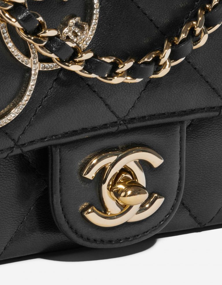 Pre-owned Chanel bag Victory Peace Flap Bag Mini Lamb Black Black Closing System | Sell your designer bag on Saclab.com