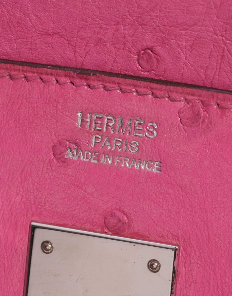 Pre-owned Hermès bag Birkin 30 Ostrich Fuchsia Pink Logo | Sell your designer bag on Saclab.com