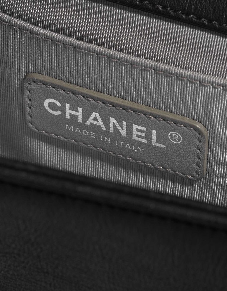 Pre-owned Chanel bag Boy Old Medium Calf Black Black Logo | Sell your designer bag on Saclab.com