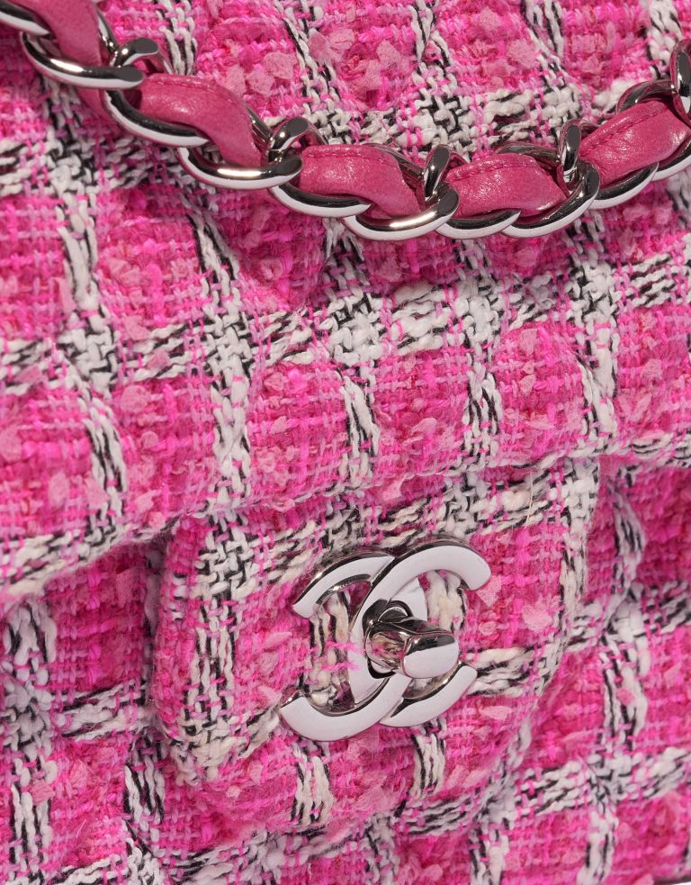 Pre-owned Chanel bag Timeless Jumbo Tweed Pink / White Pink, White Closing System | Sell your designer bag on Saclab.com