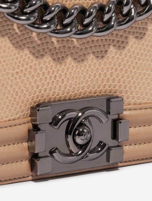 Pre-owned Chanel bag Boy Old Medium Lizard Niloticus / Lamb Gold / Natural Beige, Gold Closing System | Sell your designer bag on Saclab.com