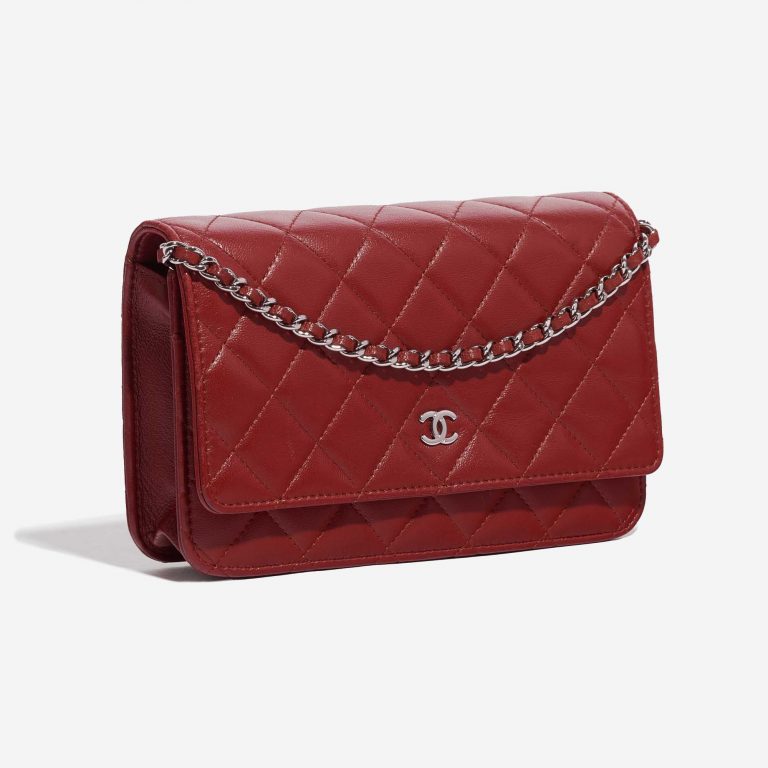 Pre-owned Chanel bag Timeless WOC Lamb Red Red Side Front | Sell your designer bag on Saclab.com