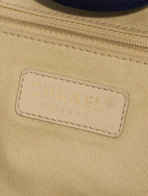 Pre-owned Chanel bag Deauville Maxi Denim Blue Blue Logo | Sell your designer bag on Saclab.com