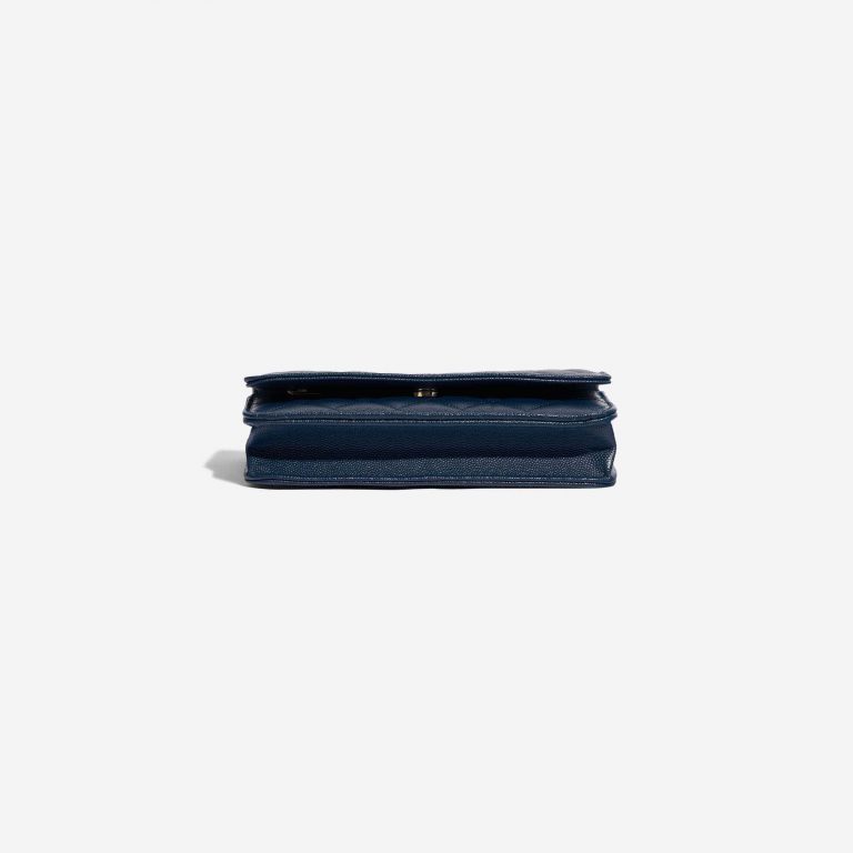 Pre-owned Chanel bag Timeless WOC Caviar Blue Blue Bottom | Sell your designer bag on Saclab.com