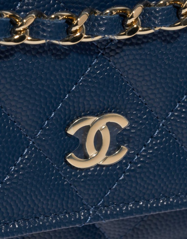 Pre-owned Chanel bag Timeless WOC Caviar Blue Blue Closing System | Sell your designer bag on Saclab.com