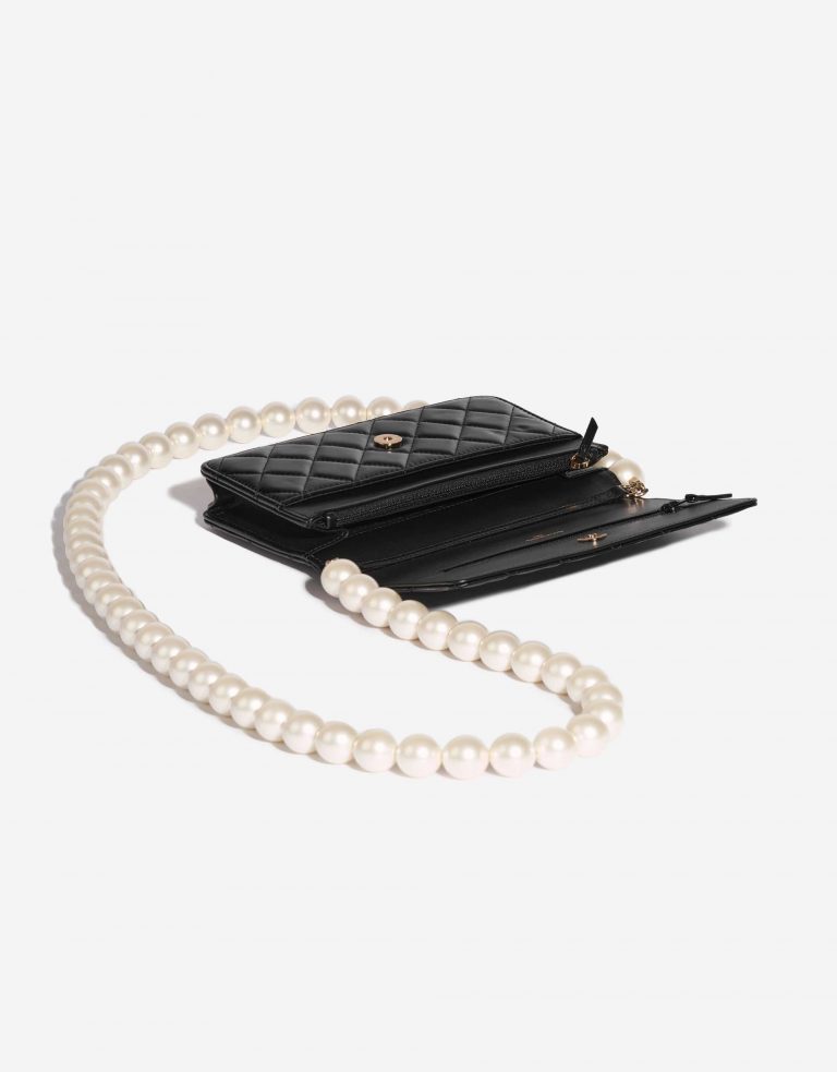 Pre-owned Chanel bag Timeless WOC Lambskin Black Big Pearls Black Inside | Sell your designer bag on Saclab.com