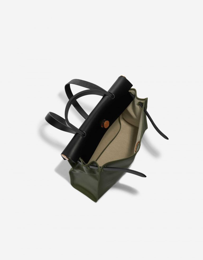 Pre-owned Hermès bag Herbag 31 Toile / Vache Hunter Lichen / Ecru / Black Black, Green Inside | Sell your designer bag on Saclab.com