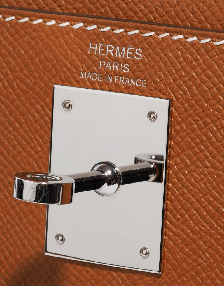 Pre-owned Hermès bag Kelly 28 Epsom Gold Brown Logo | Sell your designer bag on Saclab.com