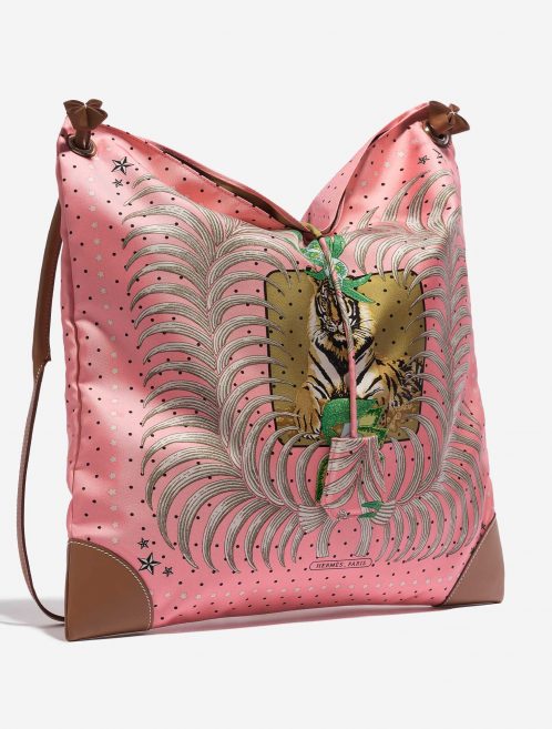 Pre-owned Hermès bag Silk City 41 Silk / Swift Rose d’été / Beige / Sable / Gold Beige, Gold, Rose Side Front | Sell your designer bag on Saclab.com