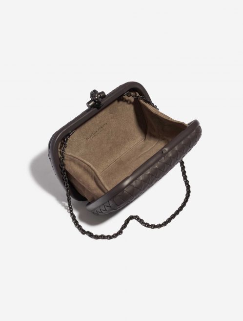 Pre-owned Bottega Veneta bag Knot Chain Clutch Nappa Quetsche Violet Inside | Sell your designer bag on Saclab.com