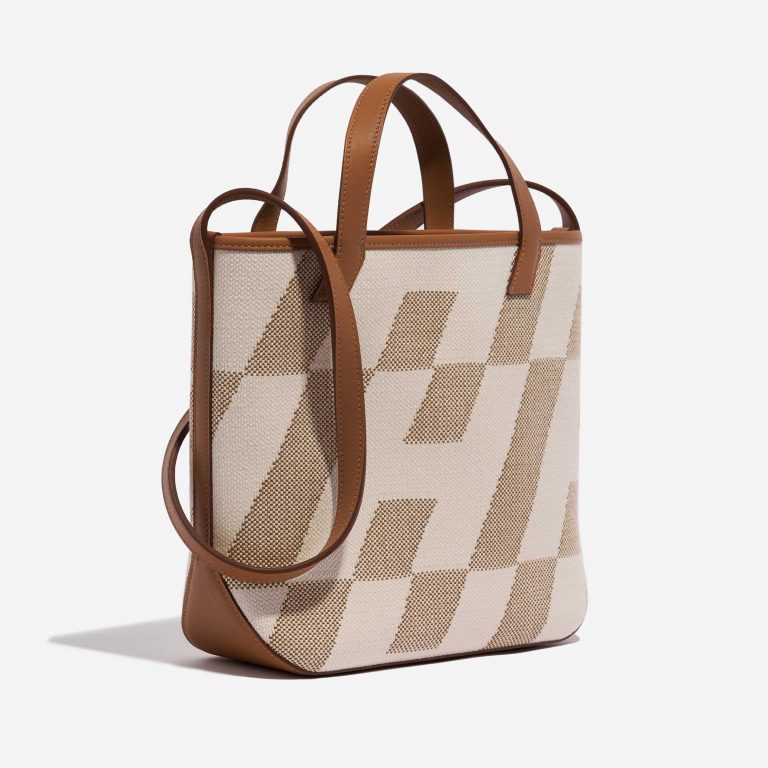 Pre-owned Hermès bag Cabas H en Biais 27 Toile H / Swift Ecru / Nature / Gold Beige, Brown, White Side Front | Sell your designer bag on Saclab.com