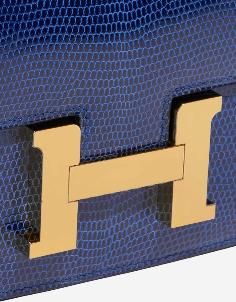 Pre-owned Hermès bag Constance 18 Salvator Lizard Blue Sapphire Blue Closing System | Sell your designer bag on Saclab.com