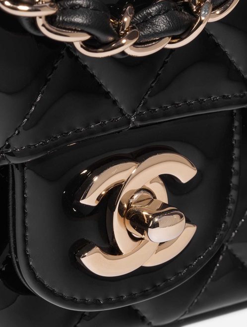Pre-owned Chanel bag Timeless Mini Rectangular Patent Leather Black Black Closing System | Sell your designer bag on Saclab.com