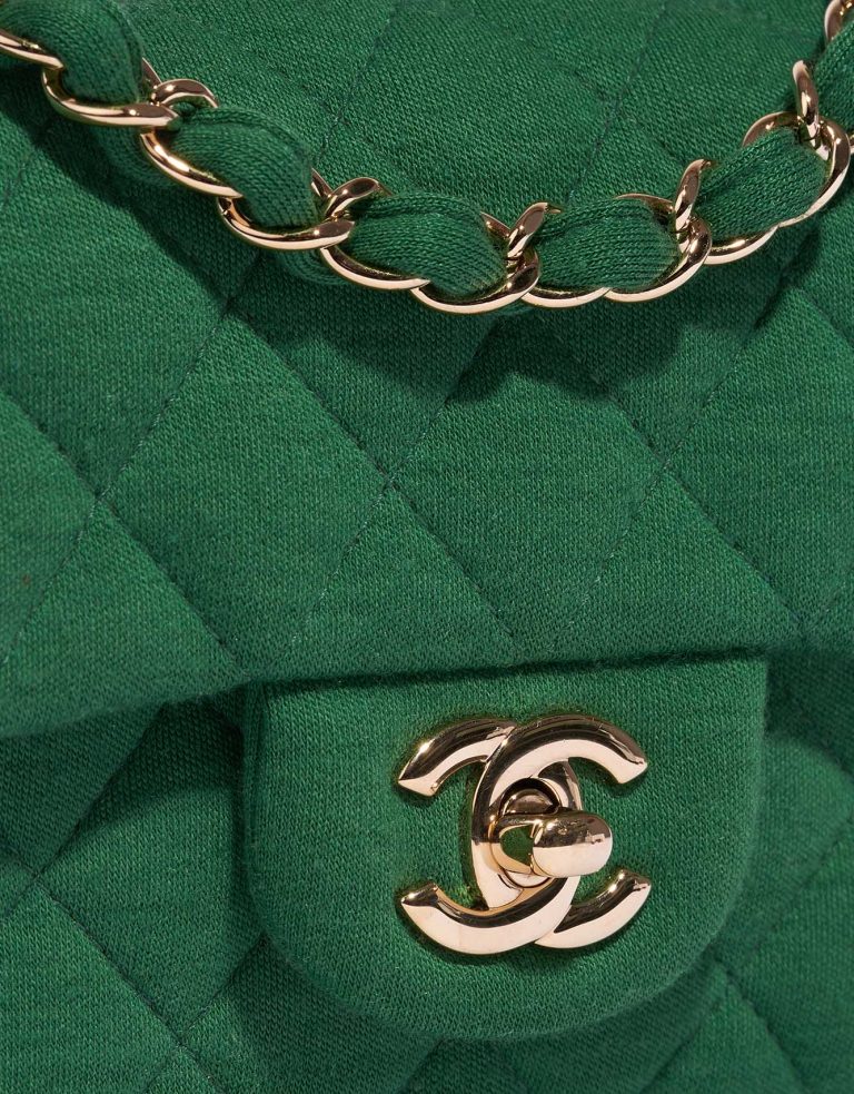 Pre-owned Chanel bag Timeless Mini Rectangular Cotton Green Green Closing System | Sell your designer bag on Saclab.com