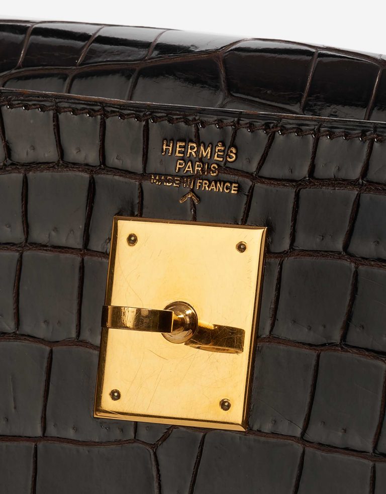 Pre-owned Hermès bag Kelly 32 Porosus Crocodile Dark Brown Brown Logo | Sell your designer bag on Saclab.com