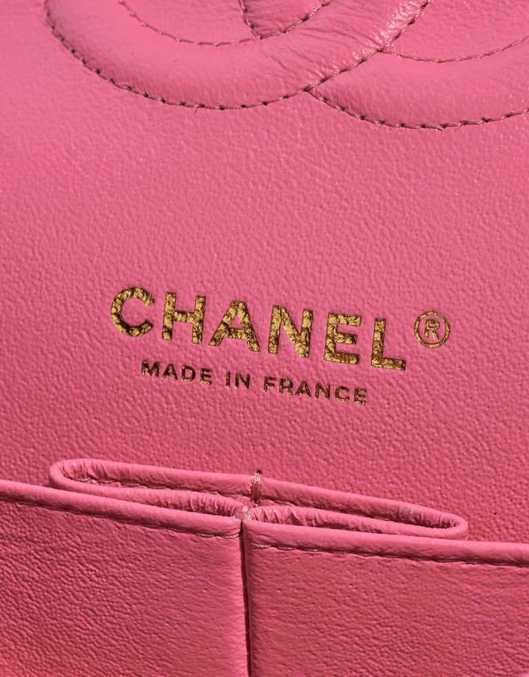 Pre-owned Chanel bag Timeless Medium Caviar Pink Pink Logo | Sell your designer bag on Saclab.com