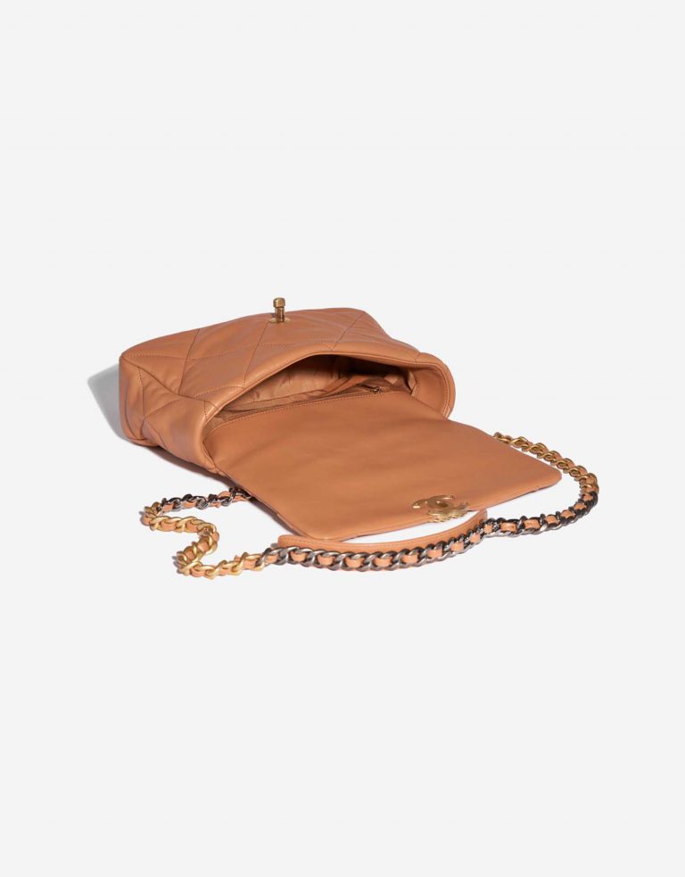 Pre-owned Chanel bag 19 Large Flap Bag Lamb Camel Brown Inside | Sell your designer bag on Saclab.com