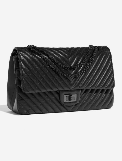 Pre-owned Chanel bag 2.55 Reissue 227 Aged Calf SO Black Black Side Front | Sell your designer bag on Saclab.com