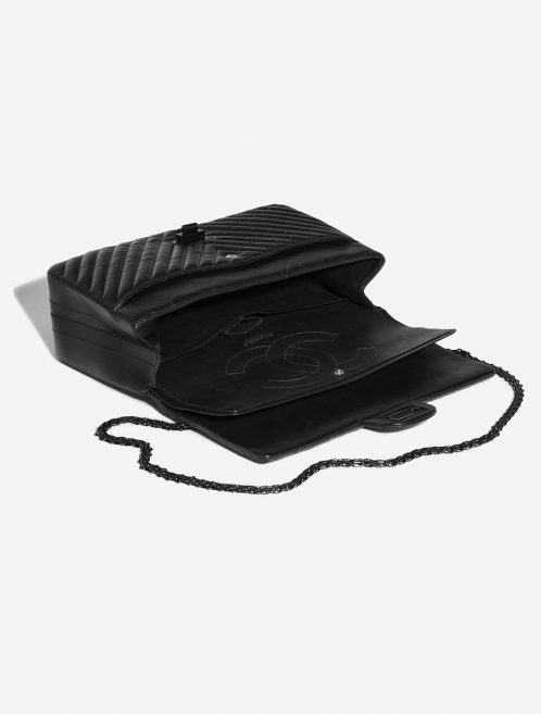 Pre-owned Chanel bag 2.55 Reissue 227 Aged Calf SO Black Black Inside | Sell your designer bag on Saclab.com