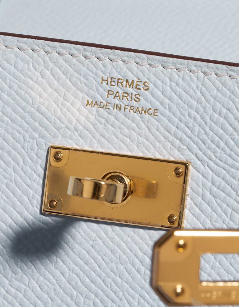 Pre-owned Hermès bag Kelly To Go Epsom Blue Brume Blue Logo | Sell your designer bag on Saclab.com