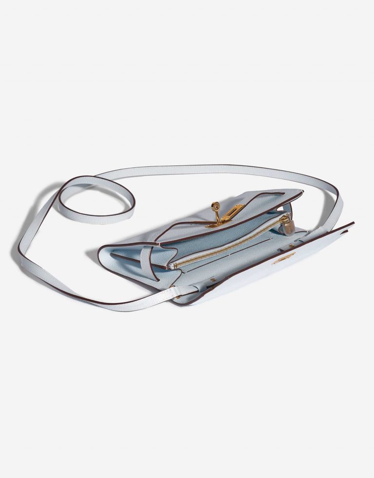 Pre-owned Hermès bag Kelly To Go Epsom Blue Brume Blue Inside | Sell your designer bag on Saclab.com