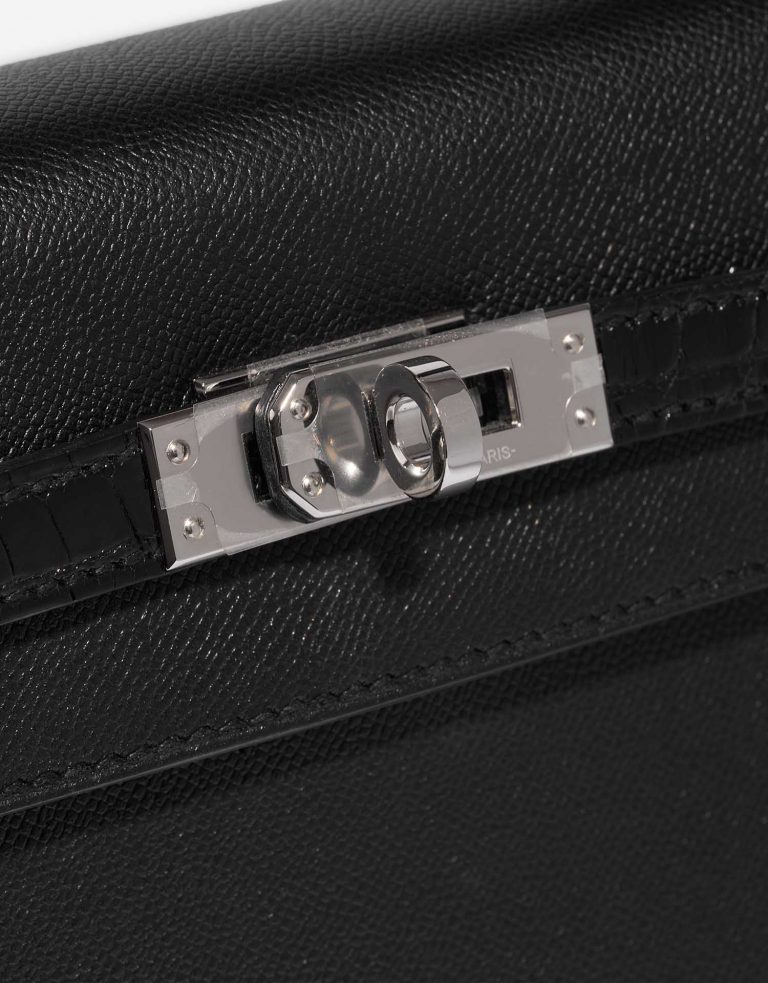 Pre-owned Hermès bag Kelly Touch 25 Veau Madame / Niloticus Crocodile Black Black Closing System | Sell your designer bag on Saclab.com