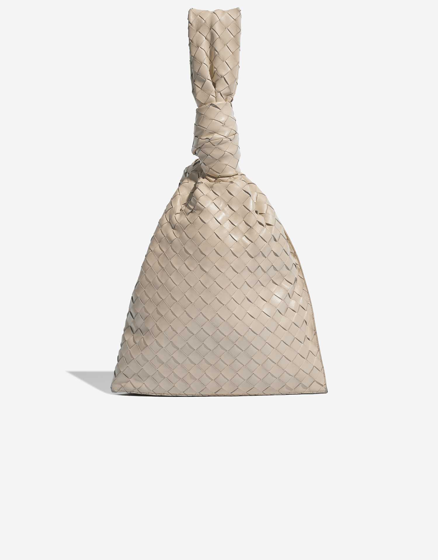BOTTEGA VENETA ☆ツイスト TWIST Unraveling the Elegance of the Bottega Veneta BV Twist Bag